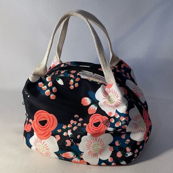Insulated floral lunch bag in the style of Rifle Paper Company - Picture 5 of 9